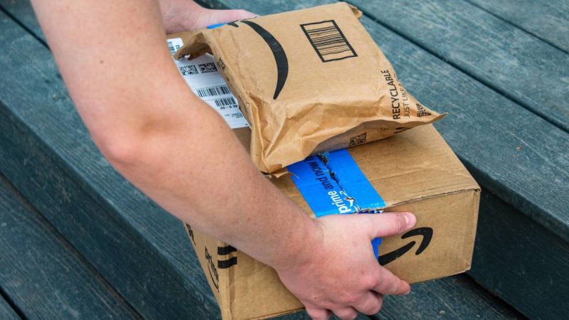 Amazon Is Selling A $130 'loud' And 'clear' Bluetooth Speaker For Just $30 - Amazon Is Selling A $130 'loud' And